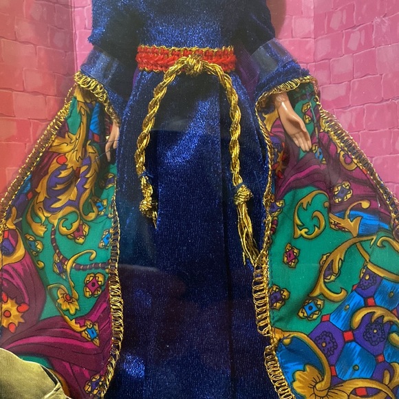 SALE! π Medieval Lady Barbie π The Great Eras Collection π 1994 π #12791 π - Picture 10 of 14